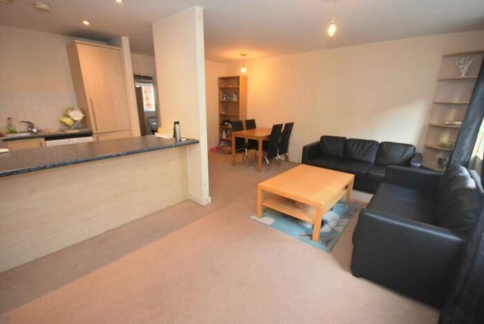 2 Bedroom Apartment To Rent In Ellis Street, Hulme, Manchester, M15
