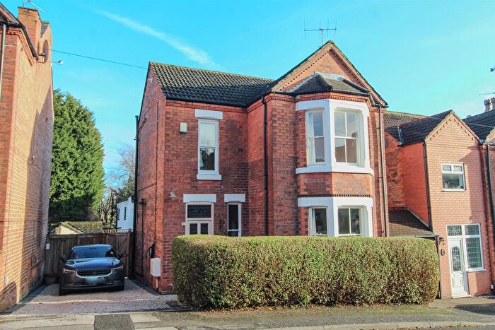 3 Bedroom Detached House For Sale In Birch Avenue, Carlton, Nottingham, NG4