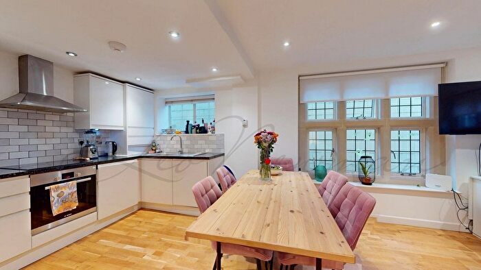 2 Bedroom Flat To Rent In Downing Court, Grenville Street, WC1N