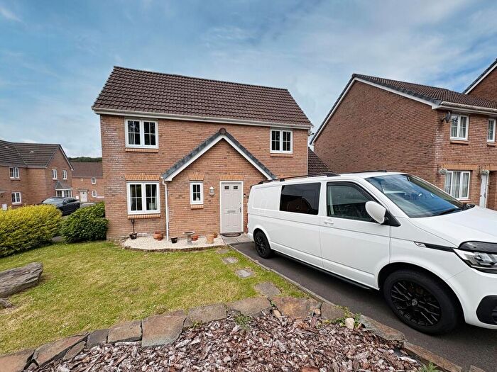 4 Bedroom Detached House For Sale In Cae Morfa, Neath, SA10