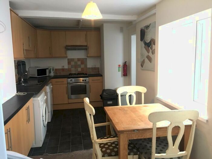 5 Bedroom House To Rent In Devonshire Street, North Hill, Plymouth, PL4