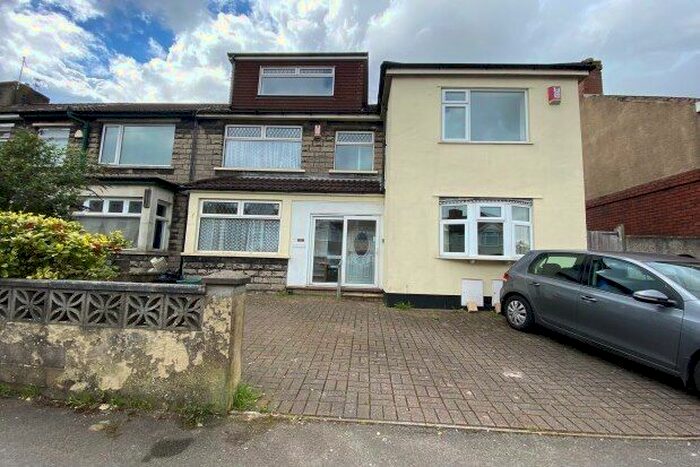 6 Bedroom Property To Rent In Lodge Causeway, Bristol, BS16