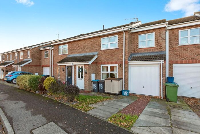 4 Bedroom Semi Detached House For Sale In Hailstone Drive, Northallerton, North Yorkshire, DL6