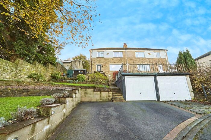 3 Bedroom Semi Detached House For Sale In Rivock Avenue, Keighley, BD20
