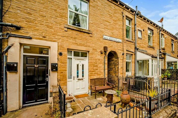 2 Bedroom Apartment To Rent In Wakefield Road, Sowerby Bridge, HX6