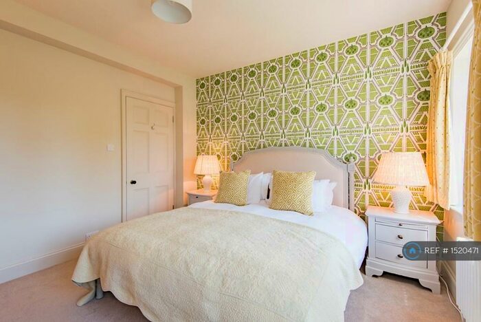 5 Bedroom Semi-Detached House To Rent In Park Lane, Aldeburgh, IP15