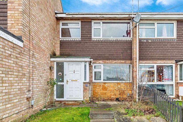 3 Bedroom Terraced House For Sale In School Lane, Irchester, NN29