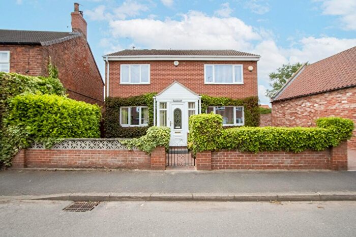 4 Bedroom Detached House For Sale In West Street, Misson, Doncaster, DN10