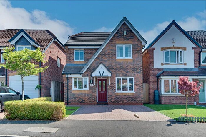 3 Bedroom Detached House For Sale In Elanor Road, Sandbach, CW11