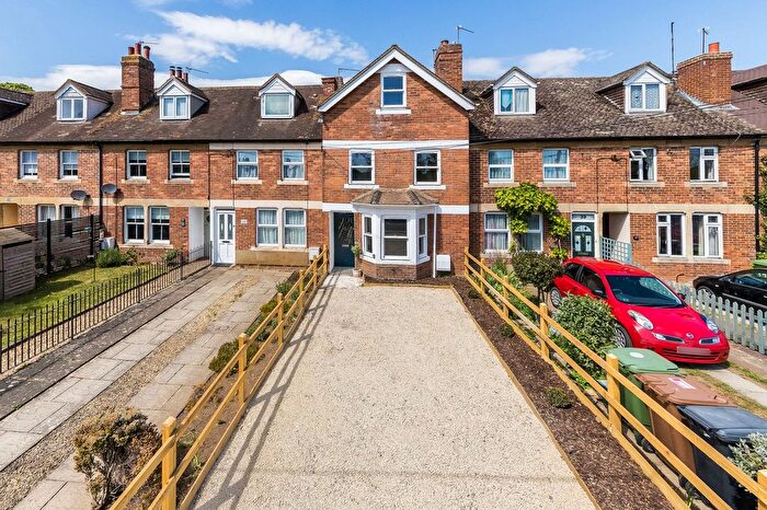 4 Bedroom Terraced House For Sale In Radley Road, Abingdon, OX14
