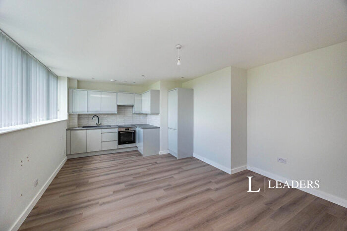 1 Bedroom Apartment To Rent In Roebuck House, Cosham, PO6