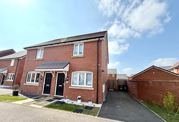 2 Bedroom Semi-Detached House For Sale In Hebridean Gardens, Kingstone, HR2