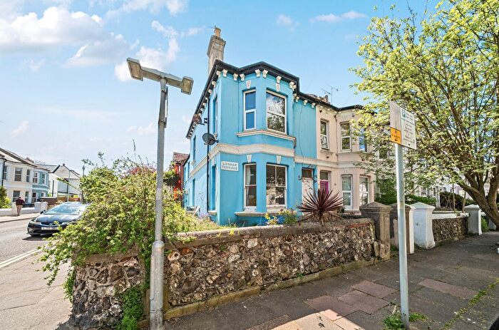1 Bedroom Flat For Sale In Lennox Road, Worthing, West Sussex, BN11
