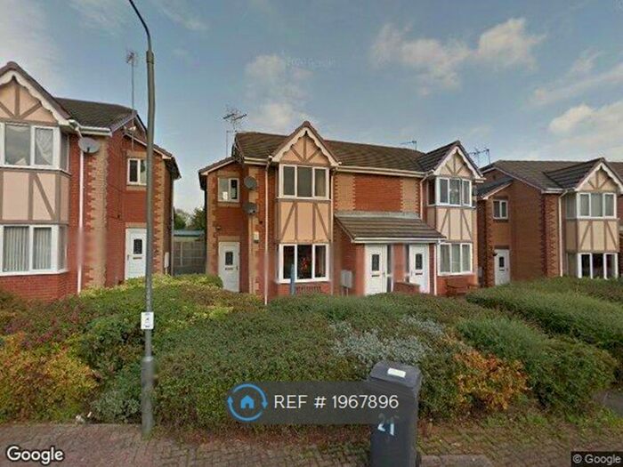 2 Bedroom Flat To Rent In Chapel Close, Clowne, Chesterfield, S43