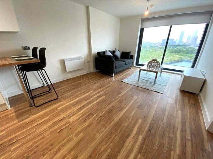 1 Bedroom Flat For Sale In Pomona Strand, Old Trafford, M16