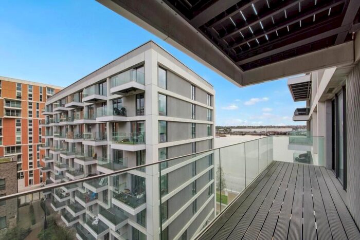 2 Bedroom Flat To Rent In Bonnet Street, London, E16