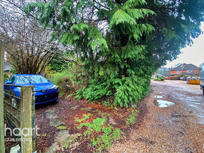 3 Bedroom Bungalow For Sale In Down Yhonda, Godalming, GU8