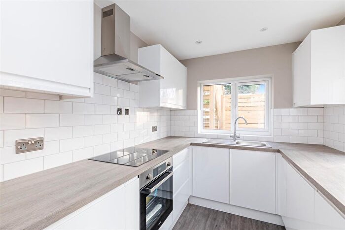 2 Bedroom Flat To Rent In Springfield Road, Brighton, BN1