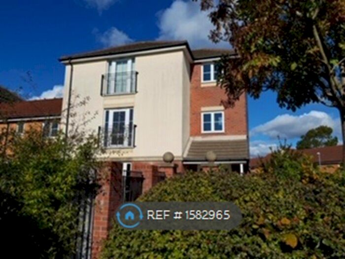 1 Bedroom Flat To Rent In Trento House, Portsmouth, PO2