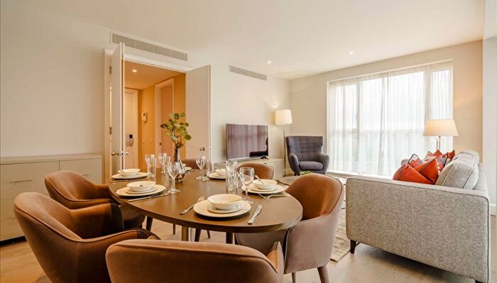 2 Bedroom Flat To Rent In Westferry Circus, London, E14