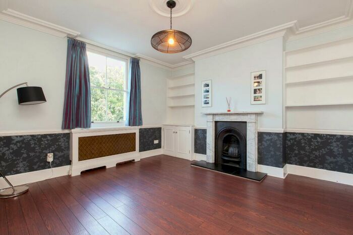 2 Bedroom Maisonette To Rent In Downham Road, De Beauvoir, N1