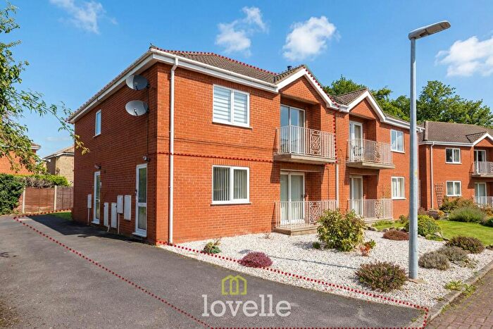 2 Bedroom Flat For Sale In St. James Court, Grimsby, DN34