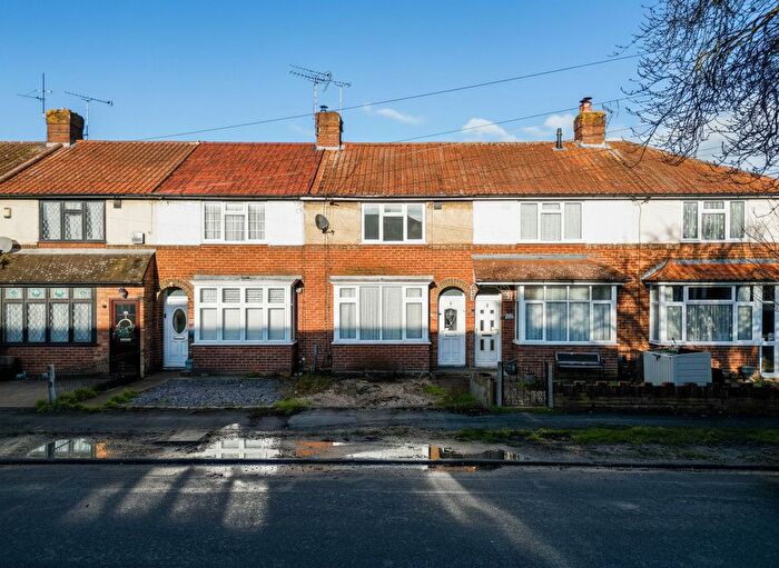 2 Bedroom Terraced House For Sale In Abbey Road, Aylesbury, HP19