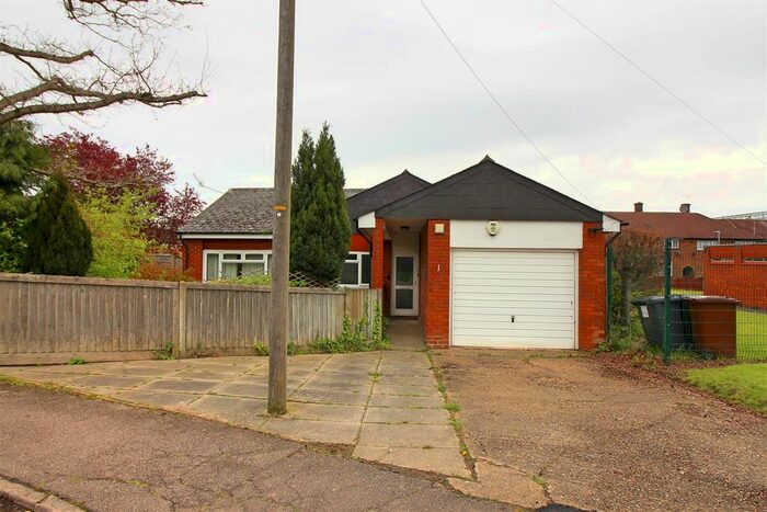 4 Bedroom Property To Rent In Warren Grove, Borehamwood, WD6