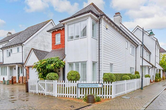 2 Bedroom Semi-Detached House For Sale In Carlton Close, Kings Hill, West Malling, Kent, ME19