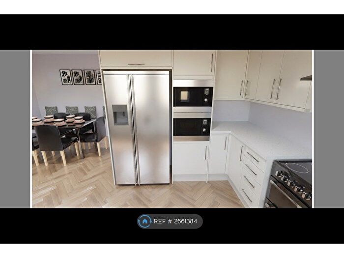 7 Bedroom Maisonette To Rent In Larkspur Terrace, Newcastle Upon Tyne, NE2