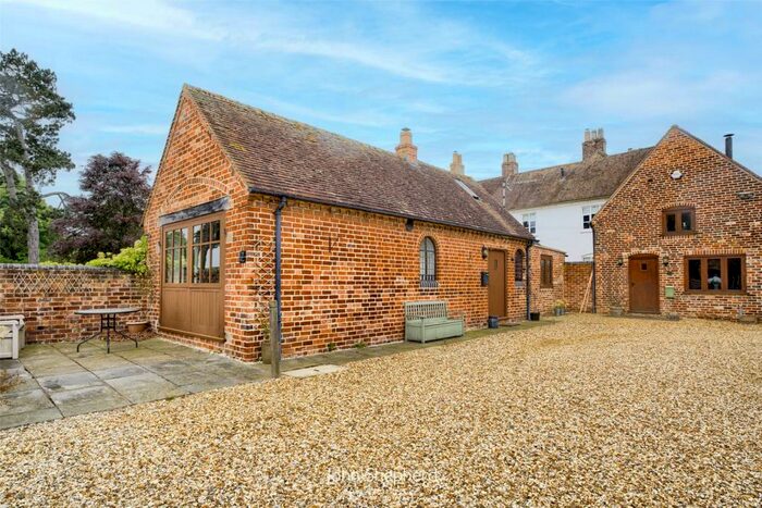 2 Bedroom Detached House To Rent In Grove Farm, Jacobean Lane, Knowle, West Midlands, B93