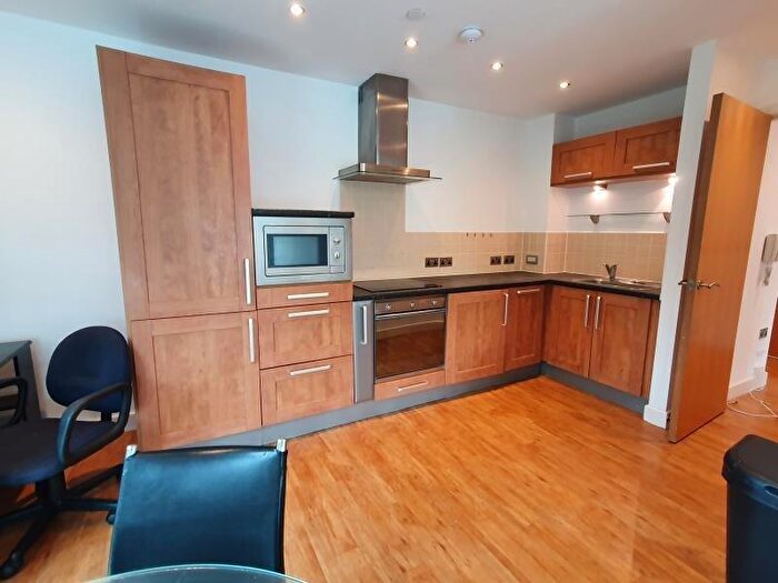 2 Bedroom Flat To Rent In Bluecoat House, North Sherwood Street, Nottingham, NG1