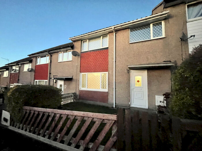 Terraced House To Rent In Bodmin Place, Leeds, West Yorkshire, LS10