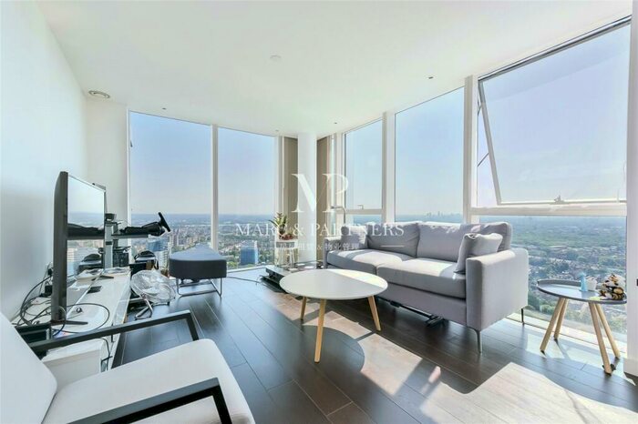 3 Bedroom Apartment To Rent In Skyline Apartments, Devan Grove London, N4