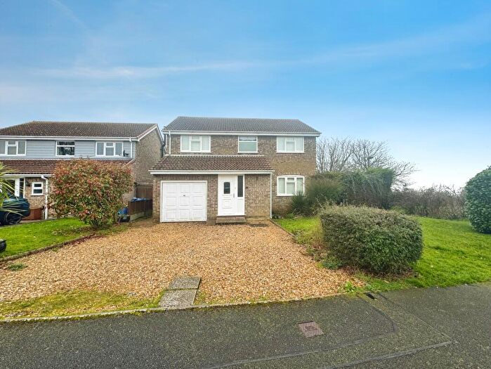 4 Bedroom Detached House For Sale In Hefford Road, East Cowes, Isle Of Wight, PO32