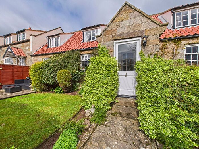 2 Bedroom Cottage For Sale In Stakesby Vale Court, Whitby, North Yorkshire, YO21