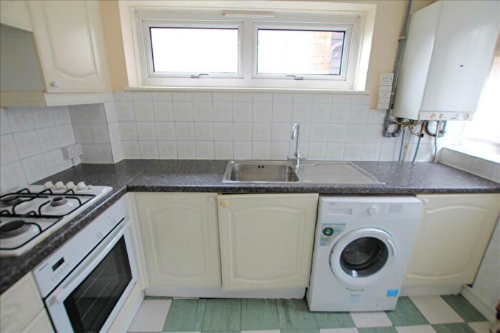1 Bedroom Flat To Rent In Fiske Court, Lansdowne Road, Tottenham, London, N17