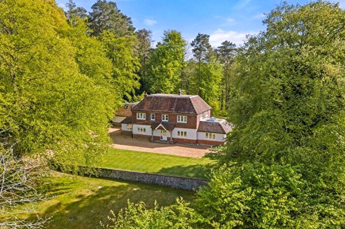 5 Bedroom Detached House For Sale In Headley Hill Road, Arford, Hampshire, GU35
