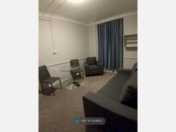 2 Bedroom Flat To Rent In Devonshire Street, London, W1G