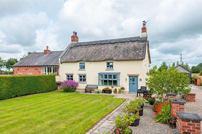 3 Bedroom Semi-Detached House For Sale In Ratten Lane, Hutton, Preston, PR4