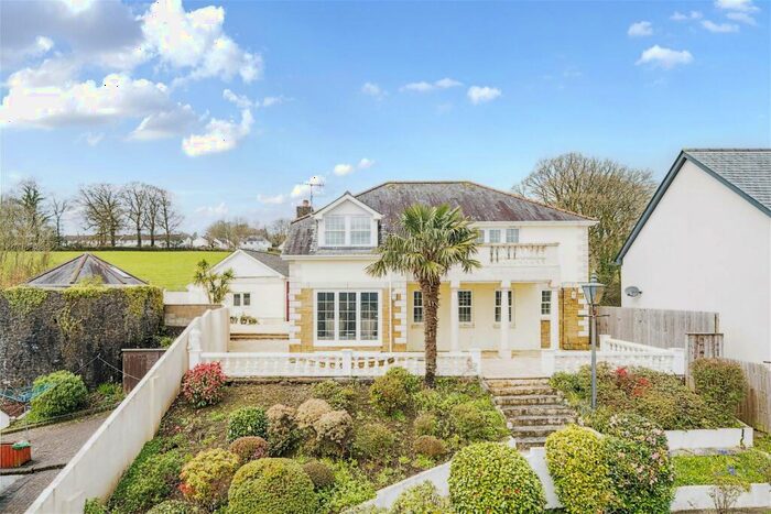 4 Bedroom Detached House For Sale In Station Road, Gunnislake, PL18