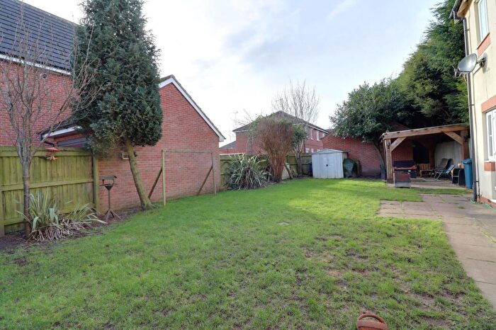 4 Bedroom Detached House For Sale In Swansmoor Drive, Hixon, ST18
