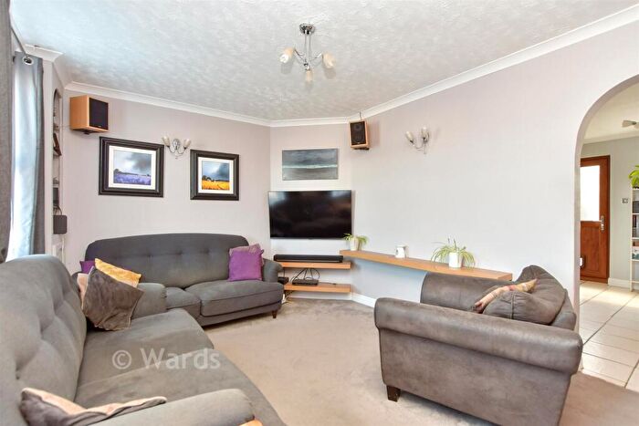 3 Bedroom Terraced House For Sale In Mead Crescent, Dartford, Kent, DA1