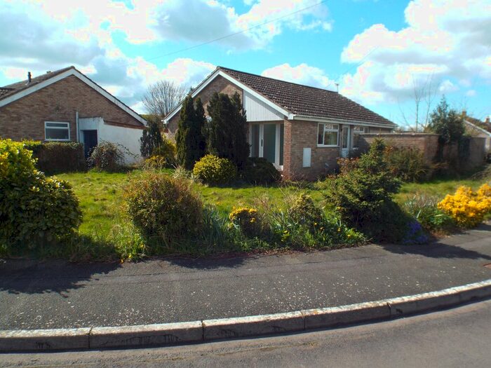 3 Bedroom Bungalow For Sale In Merryfields, Mark, Somerset, TA9