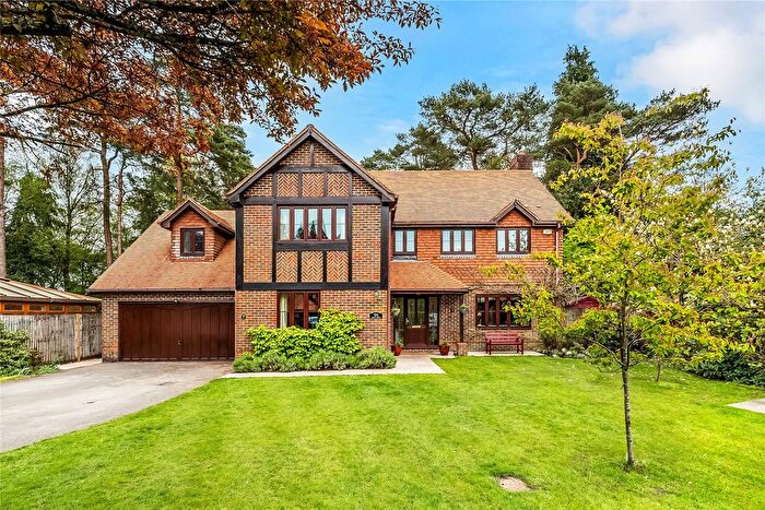 5 Bedroom Detached House For Sale In Tilford Road, Hindhead, Surrey, GU26