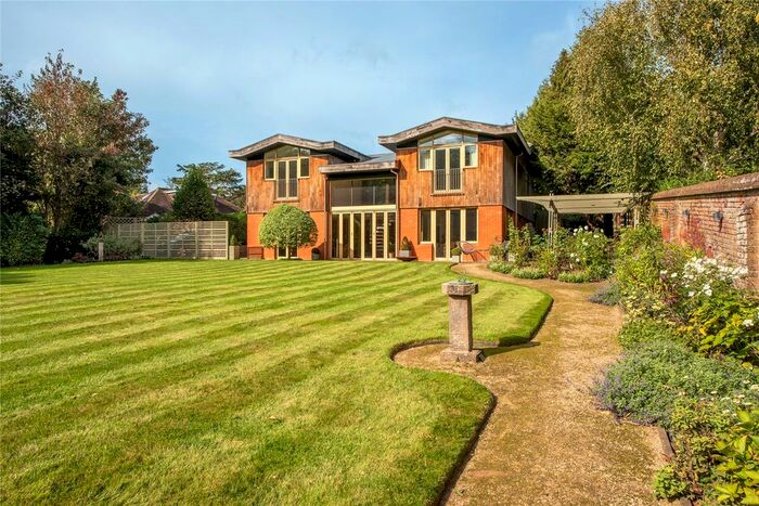 4 Bedroom Detached House For Sale In The Street, Betchworth, Surrey, RH3