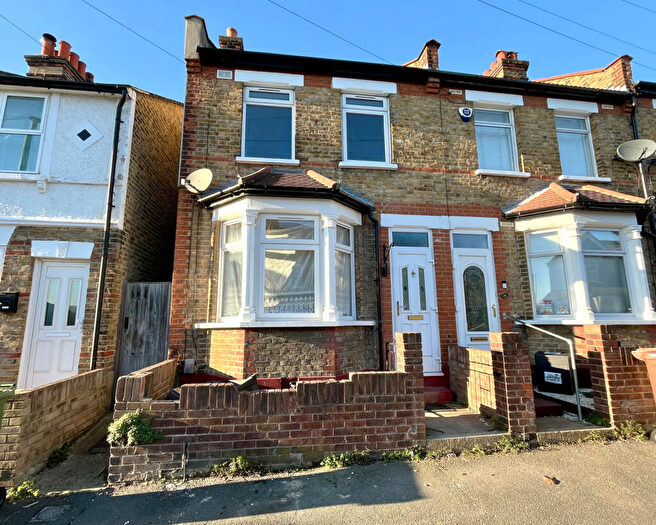 2 Bedroom End Of Terrace House To Rent In Oxford Road, Sidcup, DA14
