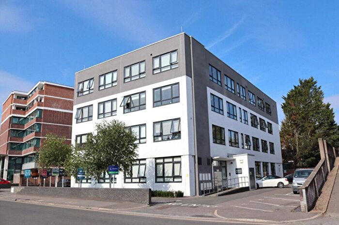 1 Bedroom Apartment For Sale In Flat The White House, Burrell Road, Haywards Heath, West Sussex, RH16