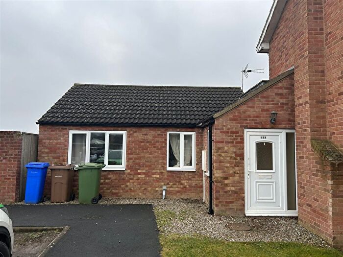 1 Bedroom Property To Rent In Wheatlands Close, Pocklington, York, YO42