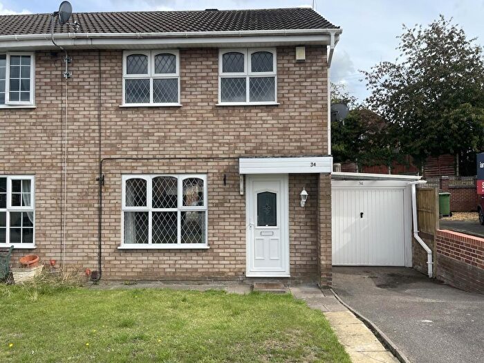 3 Bedroom Semi-Detached House To Rent In Quarry Bank - Sheriff Drive, DY5
